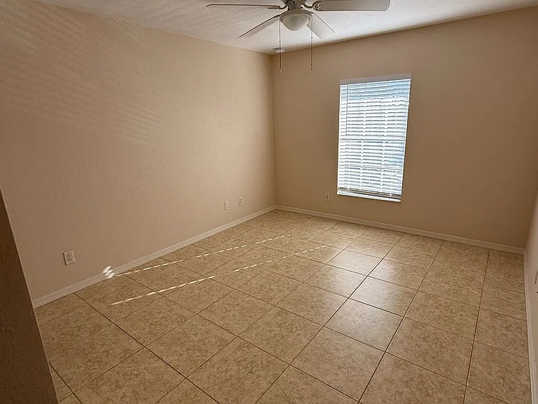 26201 Explorer Rd #5 — Photo 10