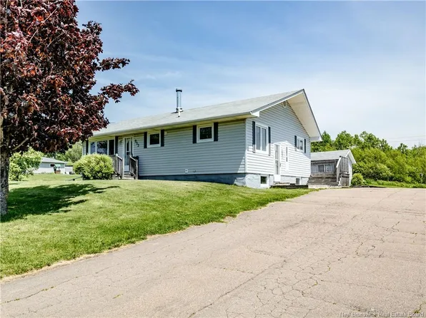 953 Principale, Memramcook, NB E4K 2S2