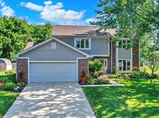 106 Essex Ct, Noblesville, IN 46062