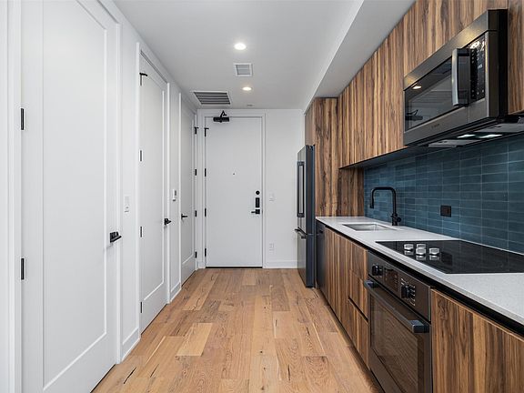 3rd image of 84 East Ave #3308
