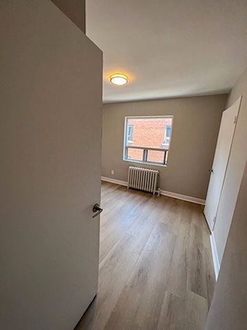 2nd image of 852 Broadview Ave #302