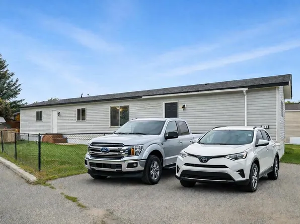 113 Heritage Dr, Okotoks, AB T1S 1M4