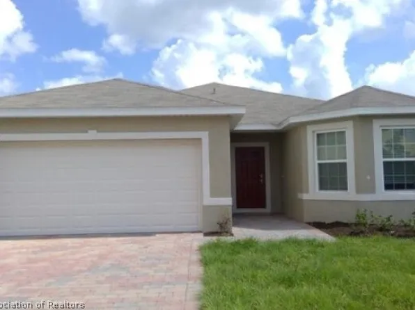 10309 Silver Pond Ln, Lehigh Acres, FL 33936