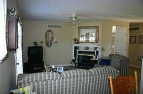 2nd image of 1493 Washington Rd