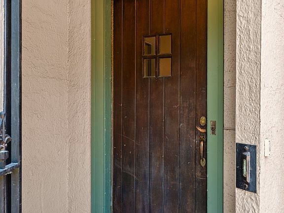 3rd image of 112 Spring Valley Rd