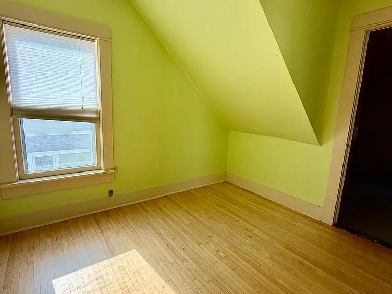 412 Pine St — Photo 11