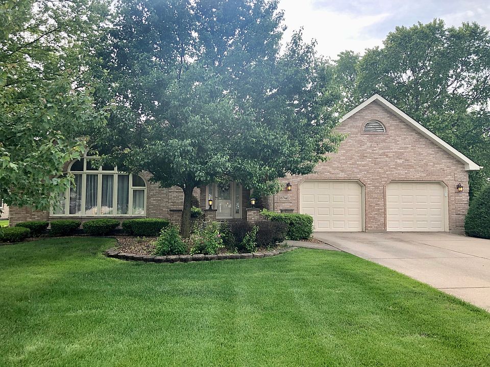 1st image of 16940 S Meadowcrest Dr