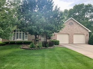 16940 S Meadowcrest Dr, Homer Glen, IL