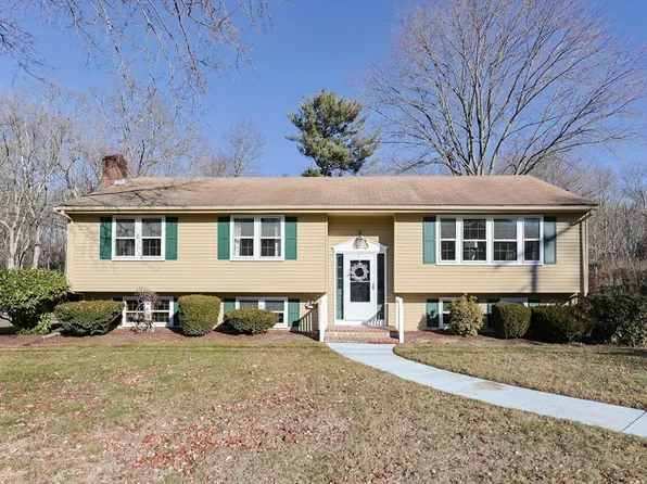 21 Princess Pine Ln, Milford, MA 01757