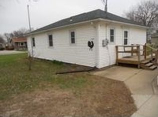 1022 Rocklyn St, Cedar Falls, IA 50613