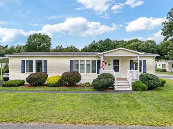 50 Highland St #236, Taunton, MA 02780