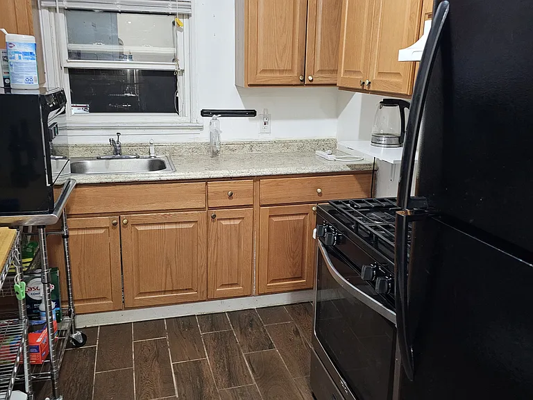 108 Sussex St #2 — Photo 4