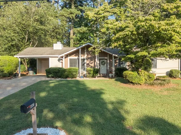 447 Summerville Dr NW, Lawrenceville, GA 30046