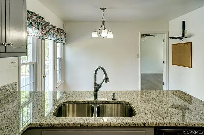 8112 Nashua Dr — Photo 13