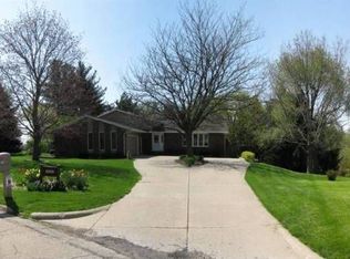 609 Diamond Ct, Morrison, IL 61270