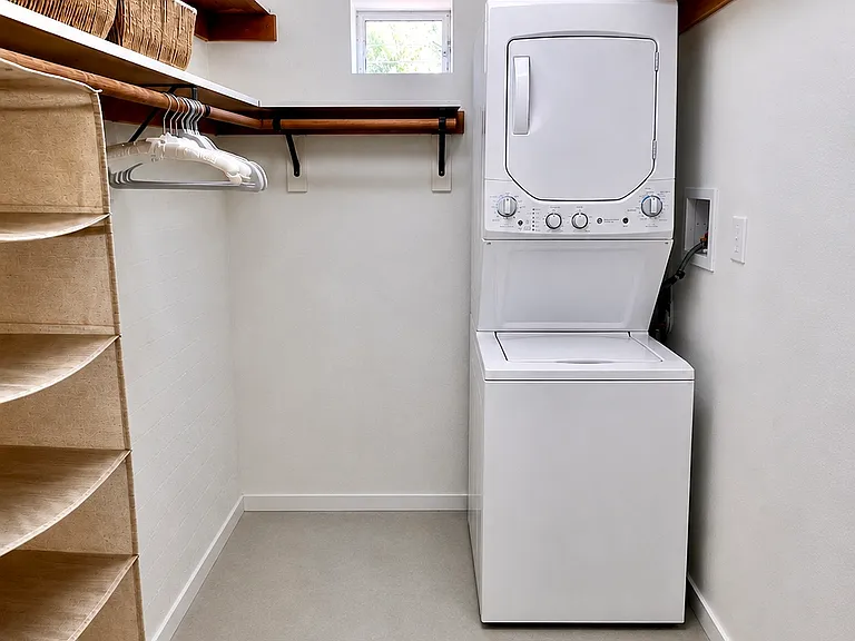 2002 E Copper St #1 — Photo 8