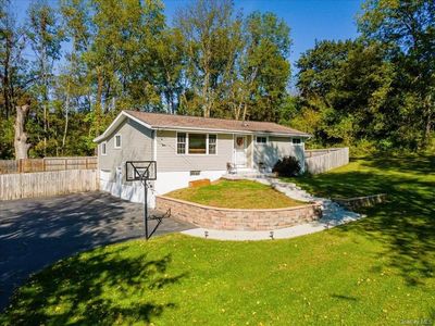 63 Martin Rd, Pleasant valley, NY, 12569
