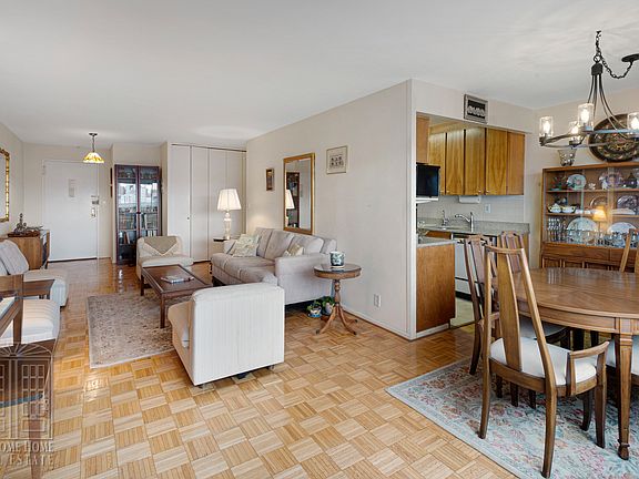2nd image of 39-65 52nd St #5R