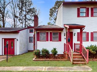 212 Woodbury Forrest Dr, Hampton, VA 23666