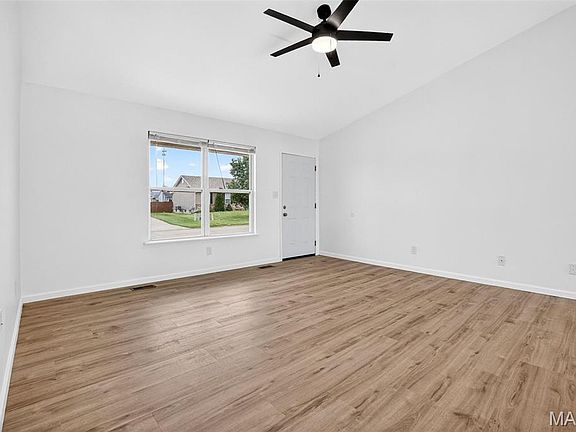 5th image of 111 Turkey Run Ct