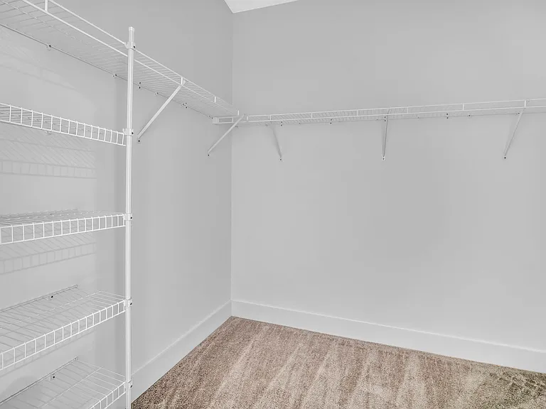 10208 Donatello Dr — Photo 17