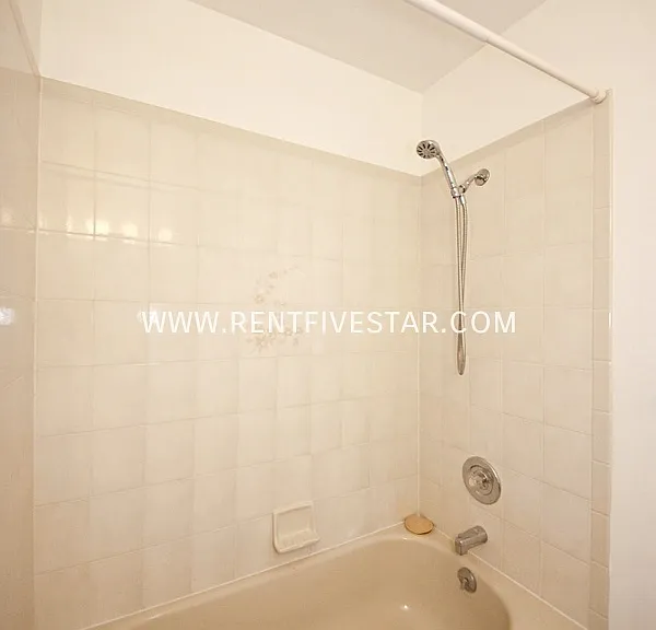 5760 Hilo Dr — Photo 13