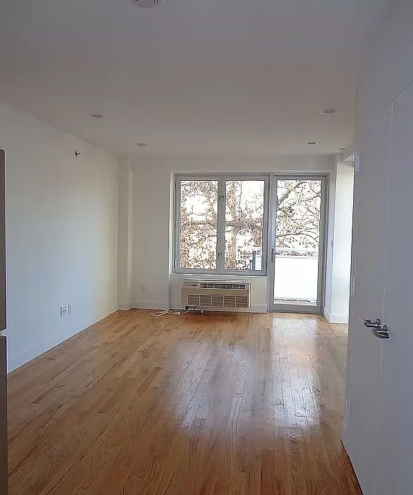 1st image of 8285 116th St APT 5A