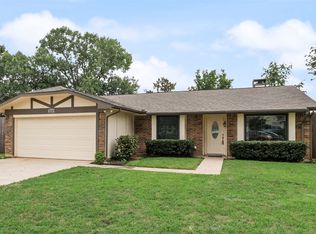 3409 W Sage Ct, Bedford, TX 76021
