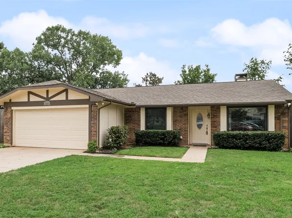 3409 W Sage Ct, Bedford, TX 76021