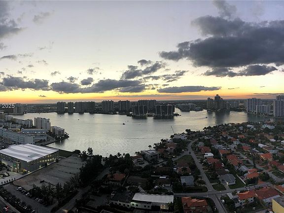 4th image of 18555 Collins Ave APT 2903