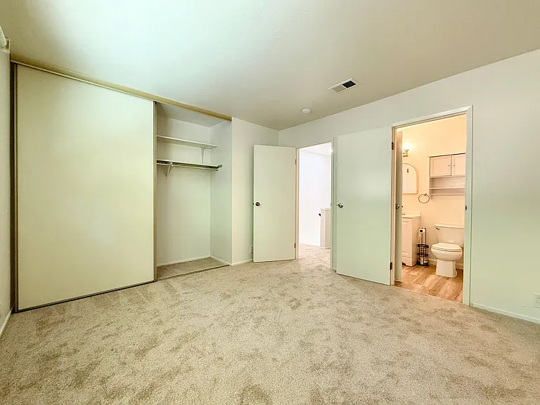 1254 Terra Nova Blvd — Photo 23