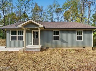 705 New Clear Branch Rd, Rocky Top, TN 37769