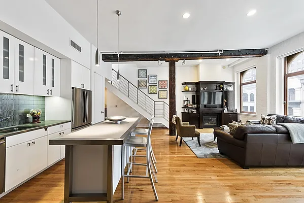 Sold by Nest Seekers International | media 2