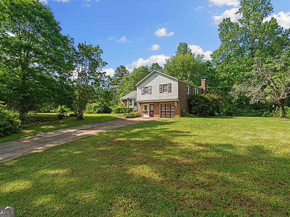 3rd image of 768 Burwell Rd