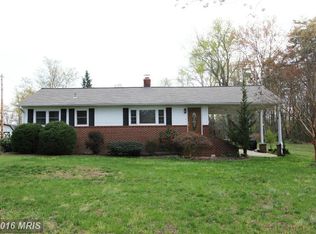 6935 Hawthorne Rd, La Plata, MD 20646