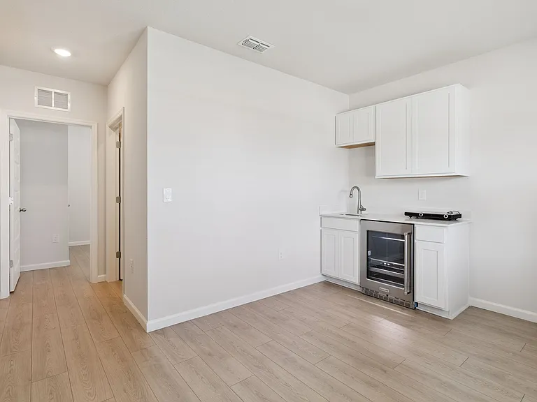 1434 Garabaldi Cir SE — Photo 8