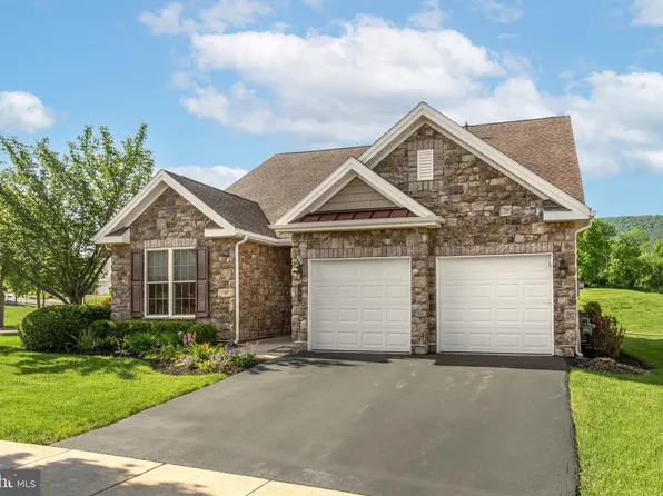 103 Pilgrim Dr, Boalsburg, PA 16827