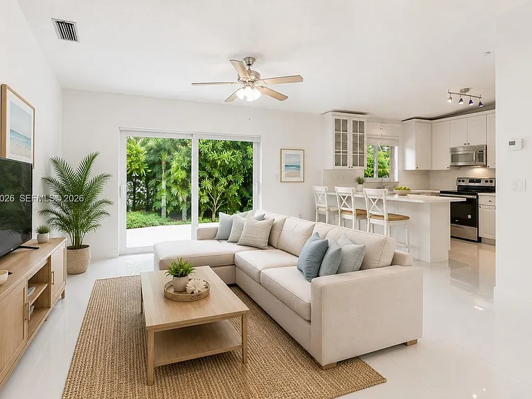 9617 SW 144th Pl — Photo 3