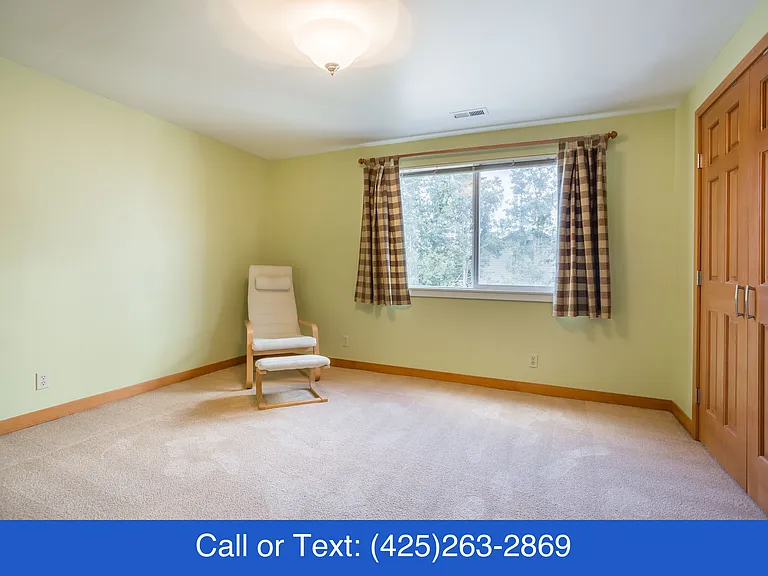 12044C Roosevelt Way NE — Photo 26