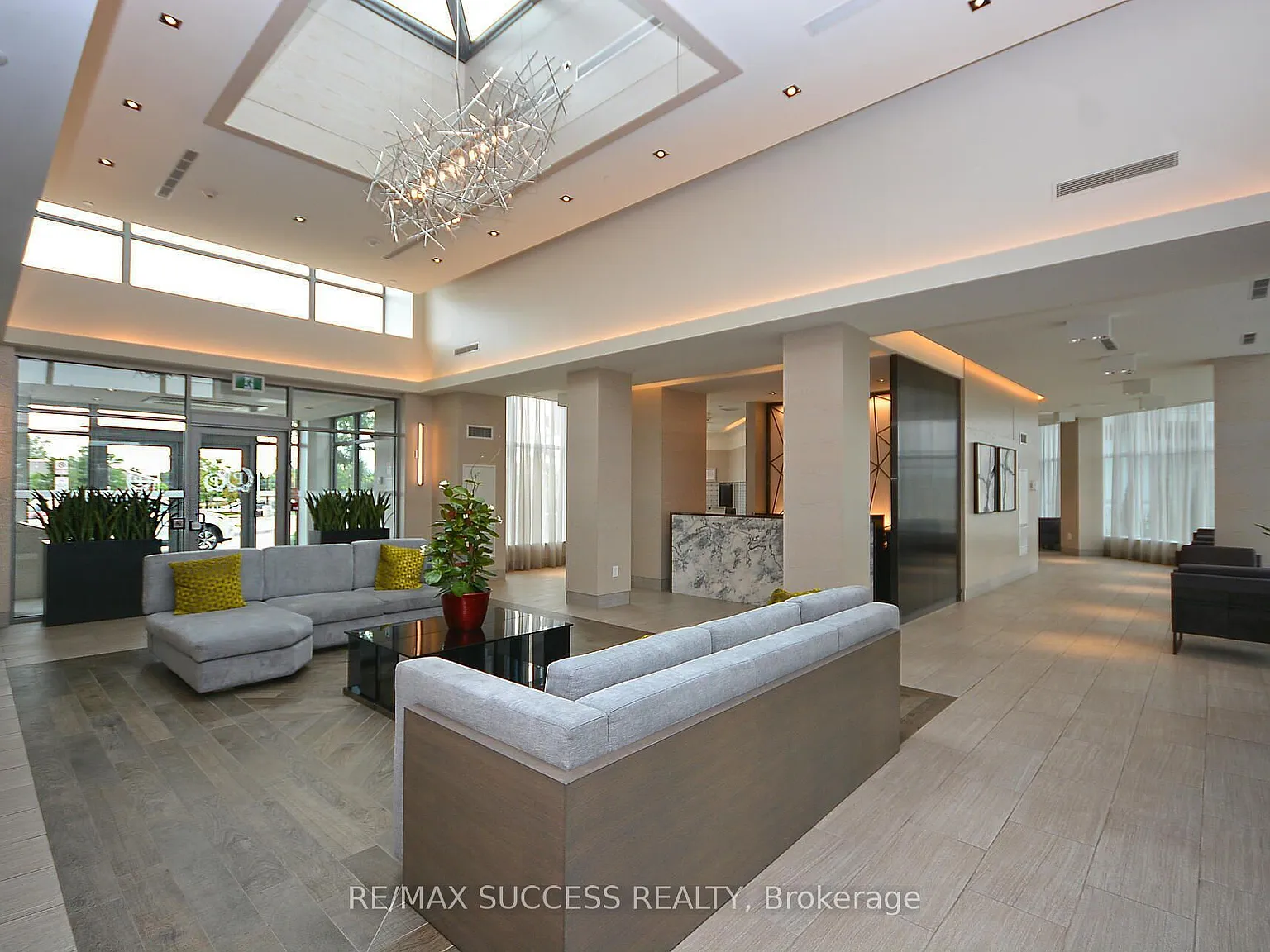 2 bed, $2,500 — Photo 3