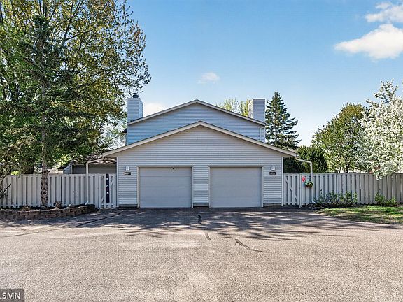 2nd image of 897 Monterey Dr