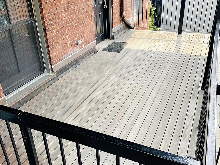 Private Outdoor Deck