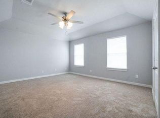 9114 Ironhorse Dr, Dallas, TX 75227