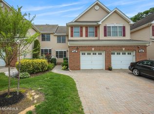 18 Smock Ct, Manalapan, NJ 07726