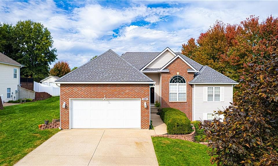 1st image of 5204 Stoneridge Dr