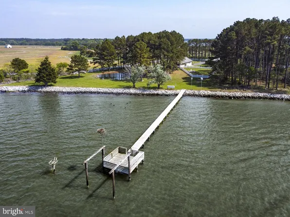 784 Hills Point Rd, Cambridge, MD 21613