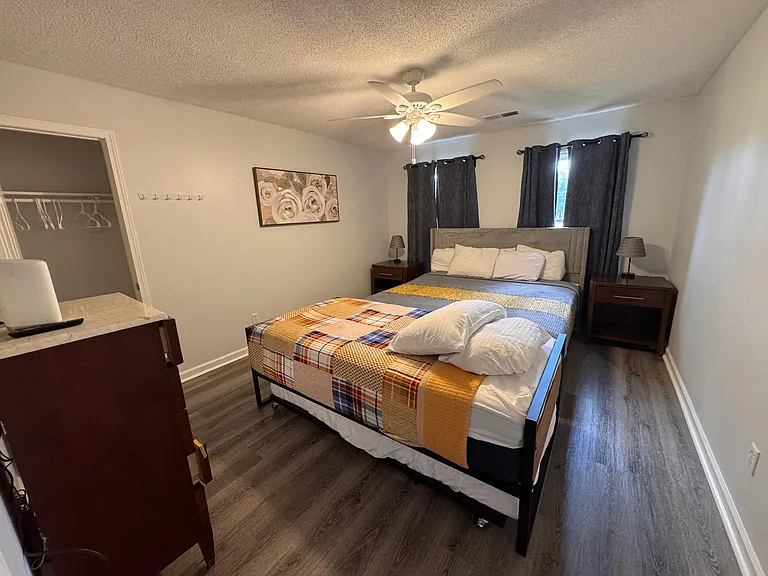 8843 Overlea Cv — Photo 29