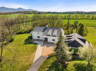 1335 Courtney Ln, Elkton, VA