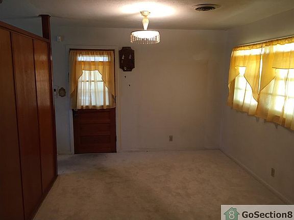 2nd image of 1526 Marlowe Dr