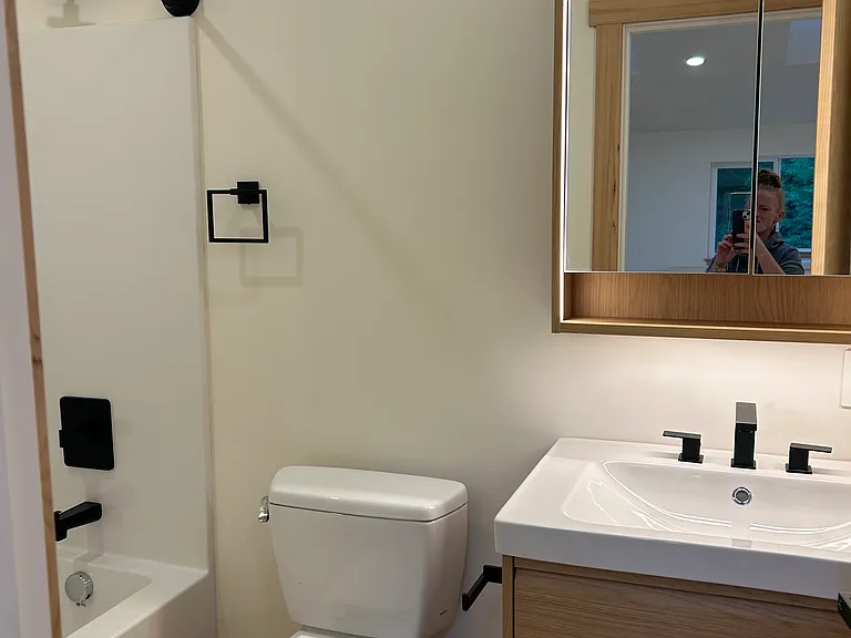 Lee Ct — Photo 12